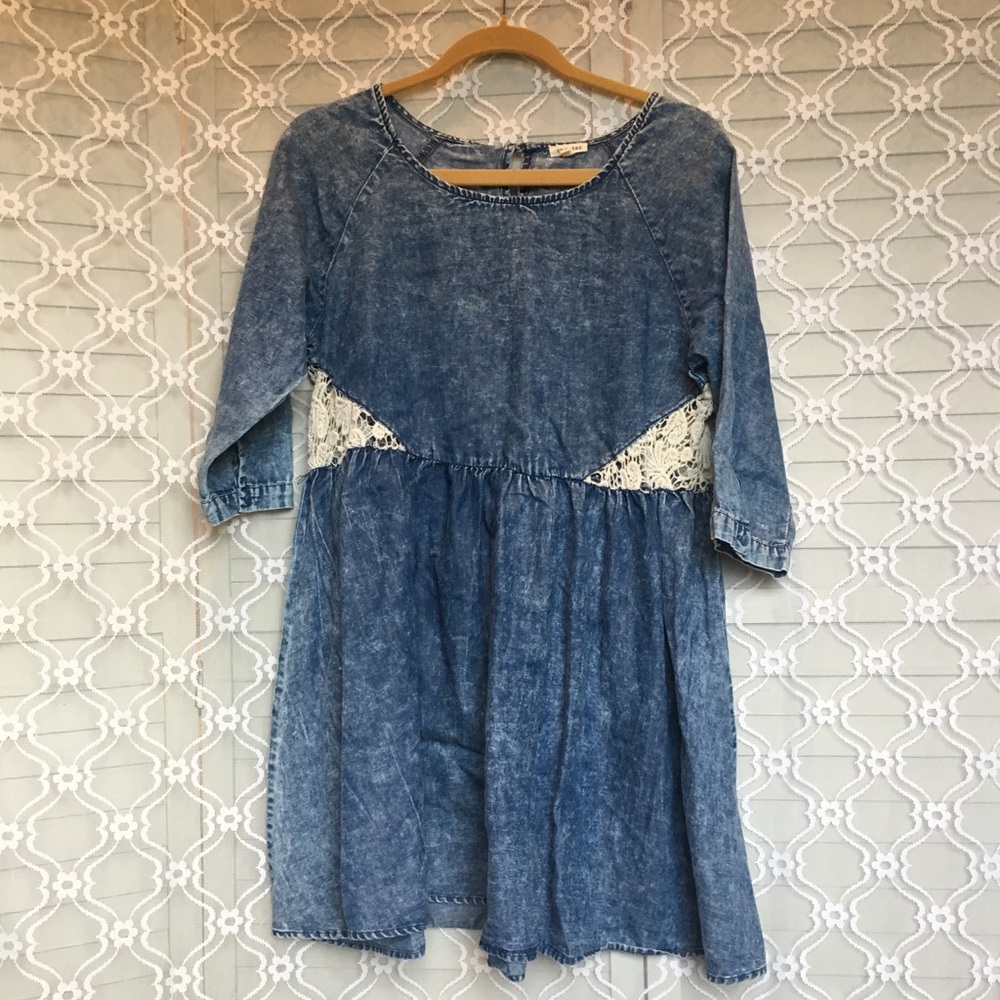Stone Wash Denim & Lace Long Sleeve Mini Dress!